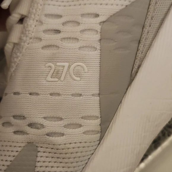 Nike Women's Air Max 270 White and Gray Shoes Size 5.5 - Picture 8 of 8